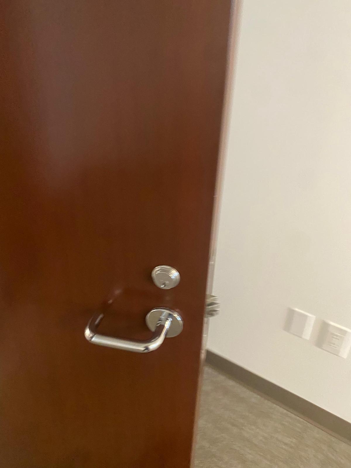 Residential locksmith